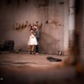portretfotograaf portret fotoreportage fabriek industrieel industriële gezocht laten maken binnenlocatie aparte bijzondere trouwfotograaf huwelijksfotograaf Ruwmantisch Rawmantic holland brabant